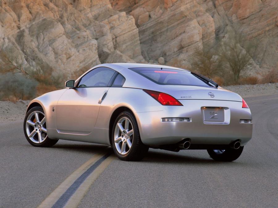  Nissan 350Z 2003 года  (фото 12 из 103)